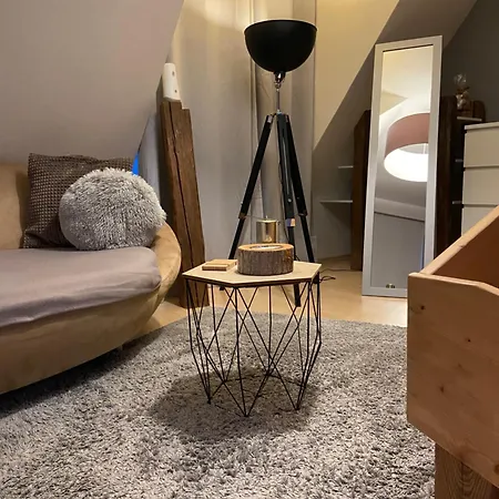 Проживание в семье Schoenes Zimmer In Einfamilienhaus In Ruhiger Lage