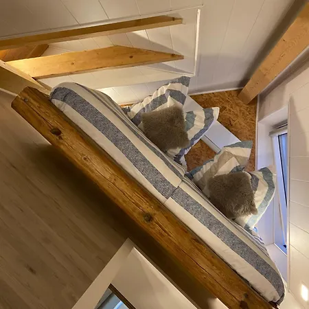Проживание в семье Schoenes Zimmer In Einfamilienhaus In Ruhiger Lage *