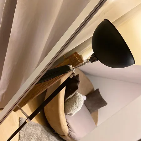 Schoenes Zimmer In Einfamilienhaus In Ruhiger Lage *