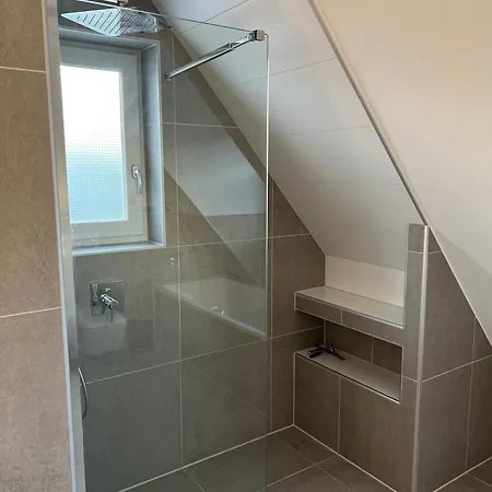 2-zimmer-apartment Mit Kueche Und Bad Im In Ortsrandlage * Ober-Ramstadt