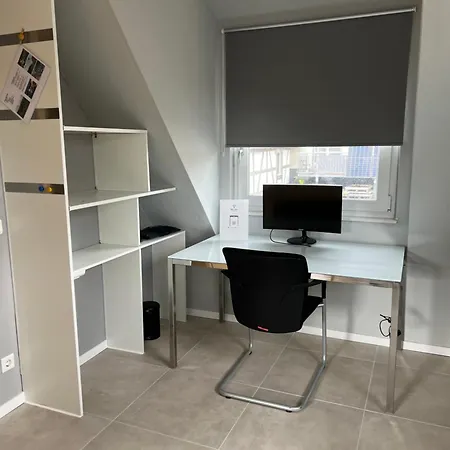 2-zimmer-apartment Mit Kueche Und Bad Im In Ortsrandlage Homestay Ober-Ramstadt