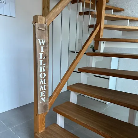 Privat bolig 2-zimmer-apartment Mit Kueche Und Bad Im In Ortsrandlage Ober-Ramstadt