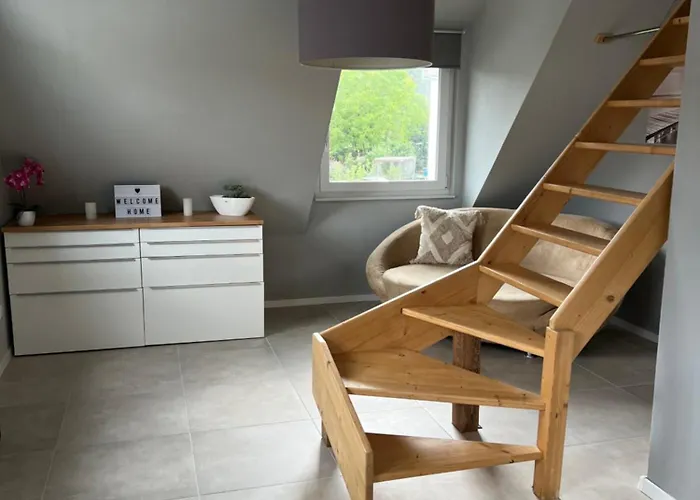 2-zimmer-apartment Mit Küche Und Bad Im In Ortsrandlage Privatunterkunft *